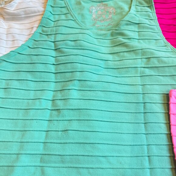 7 NEW Sugarlips Ribbed Tank Tops - Picture 8 of 11